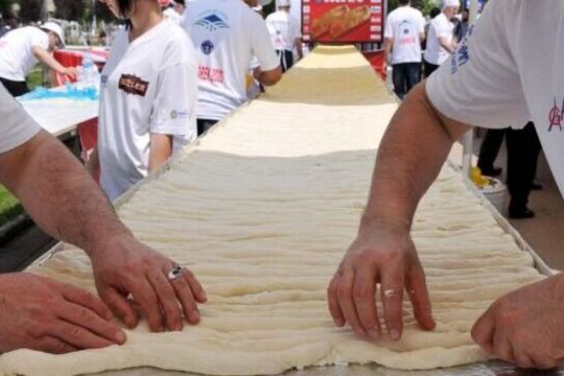 Guinnes-Icin-2023-Metrelik-Borek (1) (1) (1)